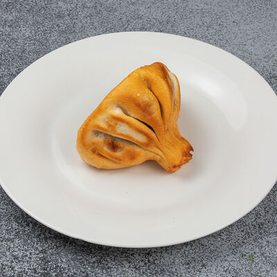 Хинкали жареные с ягненком в У Бурчо по цене 220 ₽