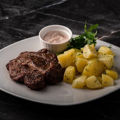 Шейка пикантная в Оливье по цене 650 ₽