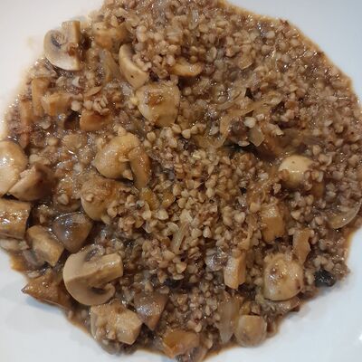 Каша гречневая с грибами в Трактир Медведь по цене 3390 ₸