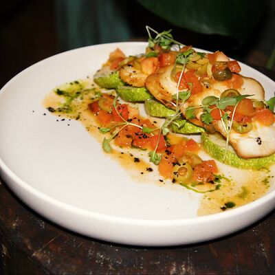 Грудка куриная су-вид с цукини в Offshore по цене 550 ₽