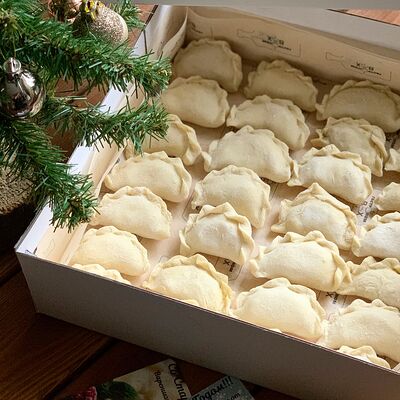 Вареники с сюрпризами предсказаниями картофель-лук в Гурмэ формат по цене 1450 ₽