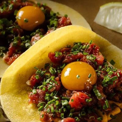 Тако с говядиной в Rozas bar по цене 690 ₽