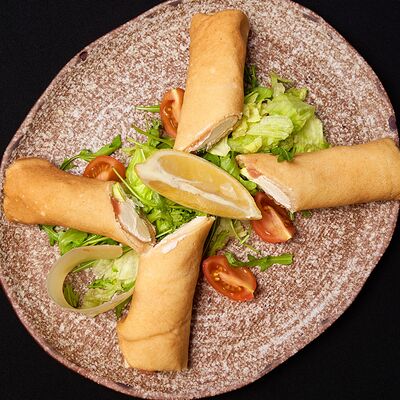 Блины с семгой и творожным сыром в Ricco Celentano по цене 615 ₽