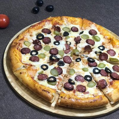 Пицца Охотничья в Пицца и Скепасти по цене 780 ₽