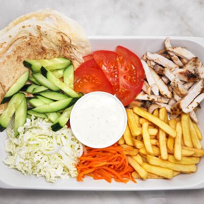 Шаверма на тарелке в Bonape по цене 689 ₽