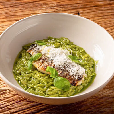 Филе дорадо с орзо и песто в Горыныч по цене 1250 ₽