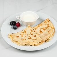 Блины и ванильный соусв Date