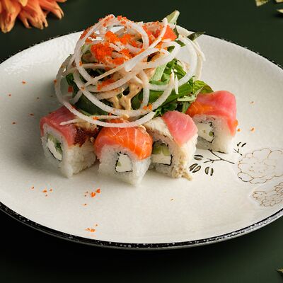 Санпо ролл в Hanami по цене 1290 ₽