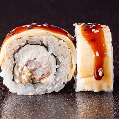 Ролл с угрем и креветкой в Art Sushi по цене 19 р.