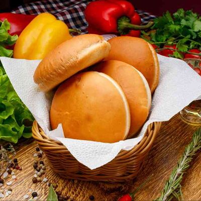 Булочка пшеничная в Повар дня по цене 59 ₽