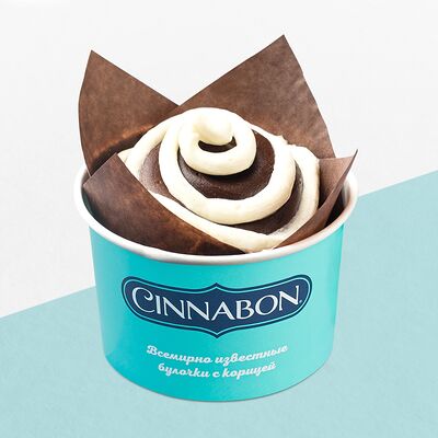 Микс-ролл шоколадный в Cinnabon Trento по цене 235 ₽