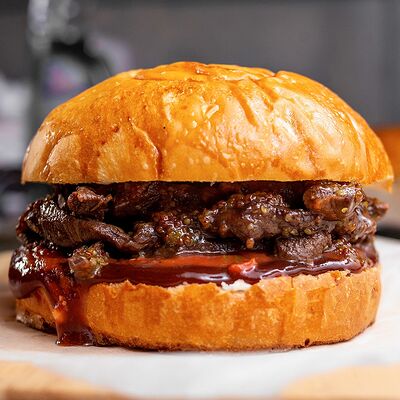 Бургер джони в Meal me по цене 490 ₽