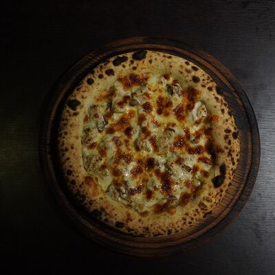 Пицца Жюльен в Cosmo пицца пучча по цене 832 ₽