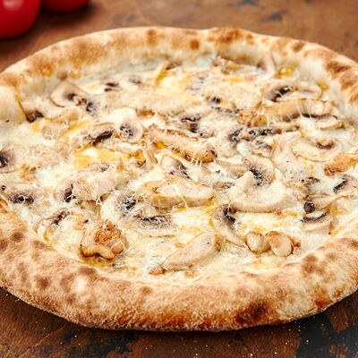 Пицца Жульен (23 см) в Пицца, паста и баста по цене 409 ₽