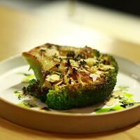 Стейк из брокколи в Vivezza