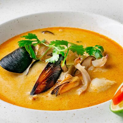 Суп Том Ям в Сен Тропе по цене 925 ₽
