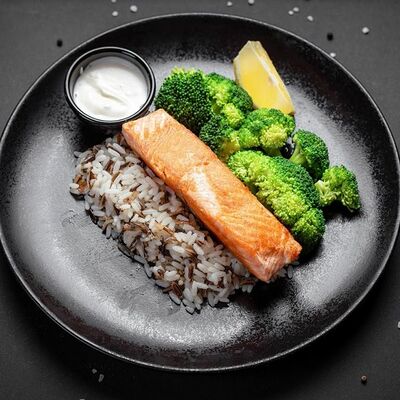 Семга на гриле в Mesto Sushi & Grill по цене 720