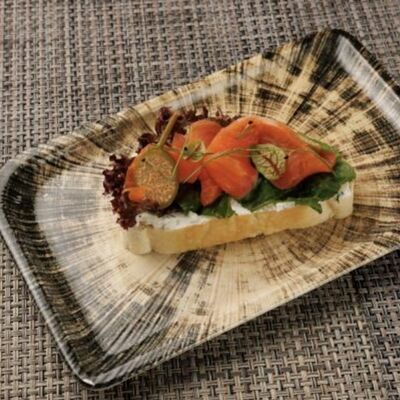 Брускетта с Лососем в YUMMY по цене 470 ₽