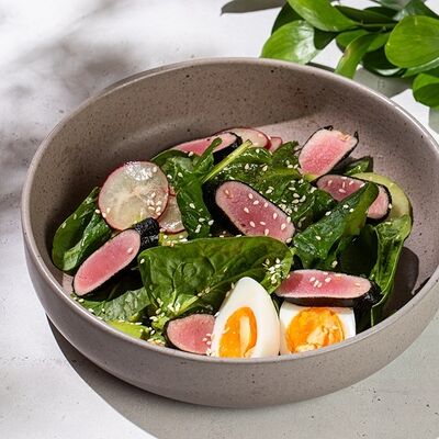 Салат с тунцом в Чайка по цене 720 ₽