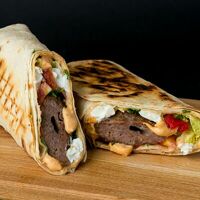 Шаурма с говяжьим кебабом в МАНГАЛКОФЕ