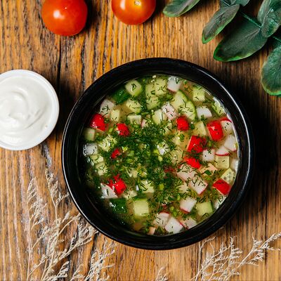 Окрошка с колбасойв Рюмочная Prolive по цене 390 ₽