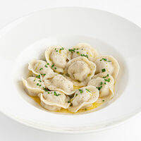 Пельмени с говядиной в Udcкафе Upside Down Cake