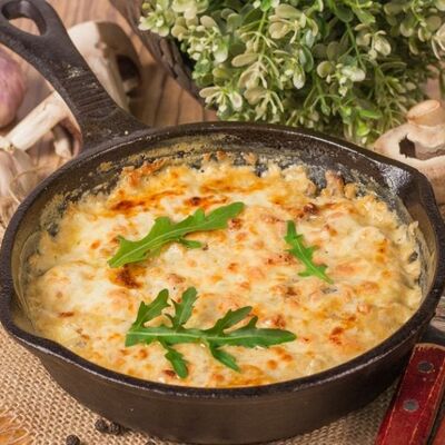 Жюльен с курицей в Луиджи & Тосё по цене 289