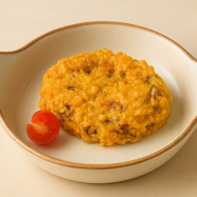 Паста орзо с говяжьими щечками и беконом в сливочно-морковном муссе в ШАРОВНЯ 45 по цене 900 ₽