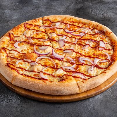 Пицца Цыплёнок барбекю в Кафе на Филатова по цене 705 ₽