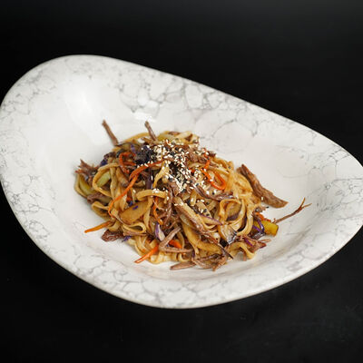 Лапша удон с курицейв My Food по цене 340 ₽