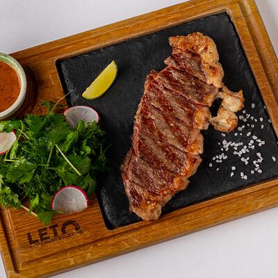Стейк Стриплойн в Leto по цене 3010 ₽