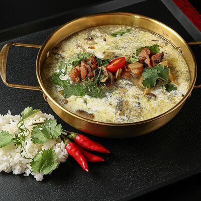 Суп Том кха с курицей в Танояки по цене 720 ₽