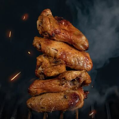 Куриные крылышки 1кг в Шик Шашлык по цене 2100 ₽