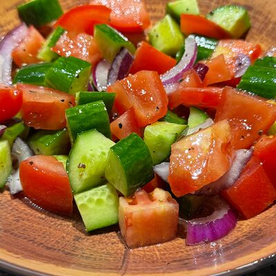 Салат Деревенский в Вкус хлеба по цене 450 ₽