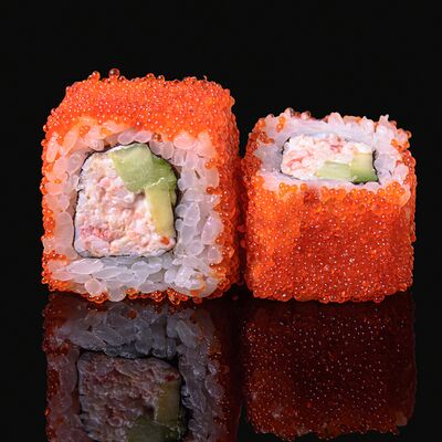 Калифорния с крабом в M-City resto grill bar по цене 990 ₽