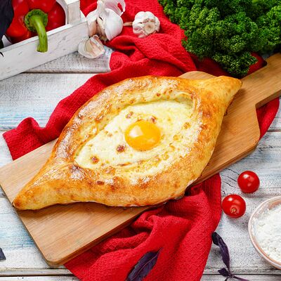 Хачапури по-аджарски в Ананури по цене 620 ₽