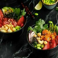 Поке с тунцом и лососем в Баклажан в ТЦ 