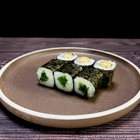 Мини-ролл с чукой в Hatimaki
