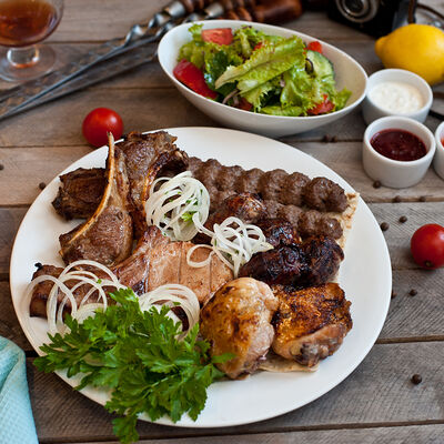 Ассорти Большой мангал в Амирани по цене 2500 ₽