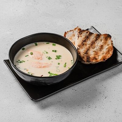 Уха сливочная из лосося в Гриль-паб ЕрмолаевЪ по цене 545 ₽