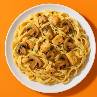 Фетучини с курицей и грибамив Бистро по цене 550 ₽