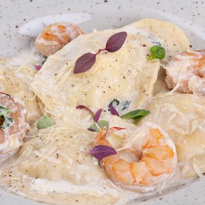 Равиоли с морепродуктами в На речке по цене 810 ₽