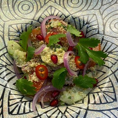 Грузинский с грецким орехом в Багратиони по цене 485 ₽