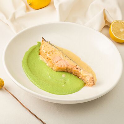 Запеченный лосось с соусом беарнезв УГОДНИКИ по цене 1807 ₽