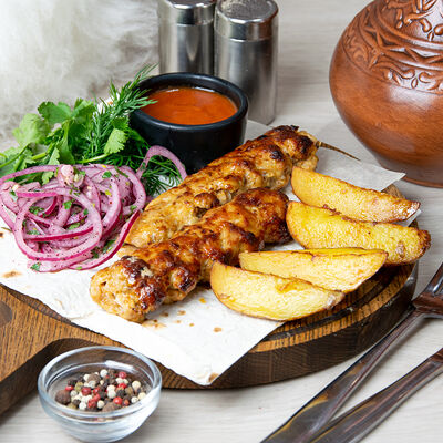 Люля из курицы с картофелем в Папаха по цене 550 ₽