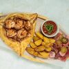 Сырная лодочка с шиш-кебабом из курицы в Мангал Times по цене 870