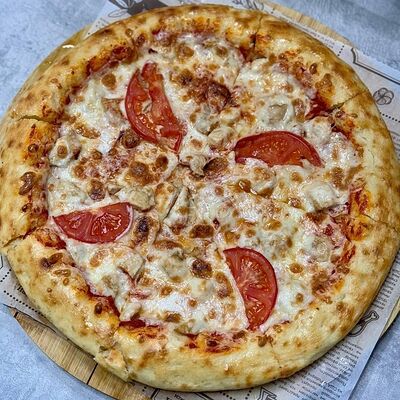 Пицца Куриная в Бистро 24 на Шамиля по цене 372 ₽