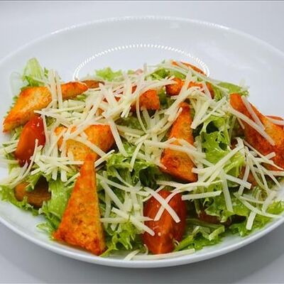 Цезарь с курицей в Империя Ролл по цене 485 ₽