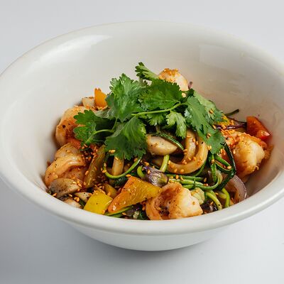 Удон с креветкой в Everland по цене 990 ₽