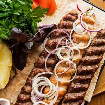 Классический кебаб из курицы в На речке по цене 620 ₽